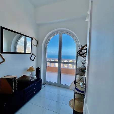 Dana Villa